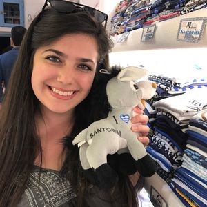 Meet your Posher, Olivia